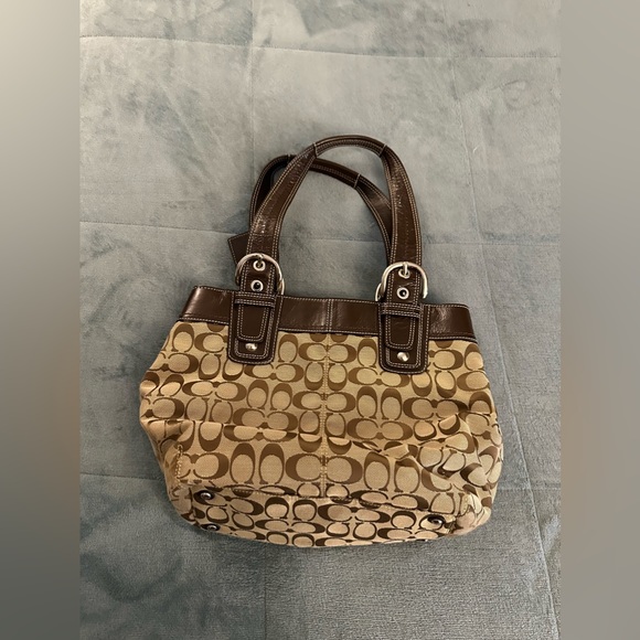 Coach Soho Pleated Signature NS Tote Shoulder Handbag, # F1060 - F15047 - Picture 4 of 8